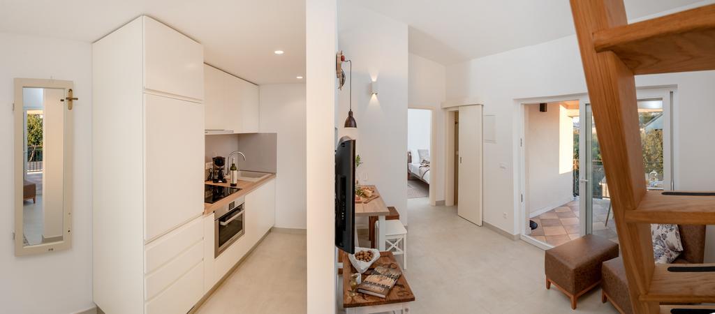 Arka Trogir Apartments - סגט ווראנייצה מראה חיצוני תמונה