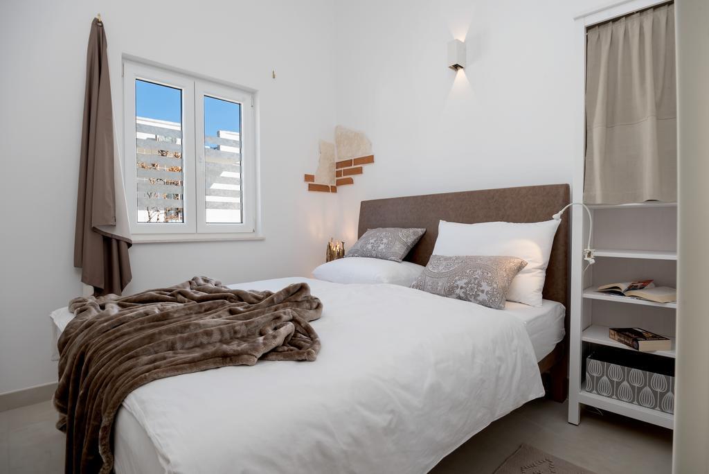 Arka Trogir Apartments - סגט ווראנייצה מראה חיצוני תמונה