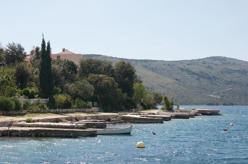 Arka Trogir Apartments - סגט ווראנייצה מראה חיצוני תמונה