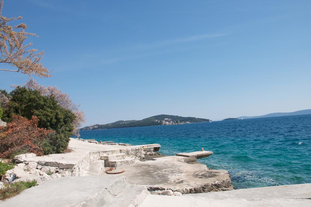 Arka Trogir Apartments - סגט ווראנייצה מראה חיצוני תמונה