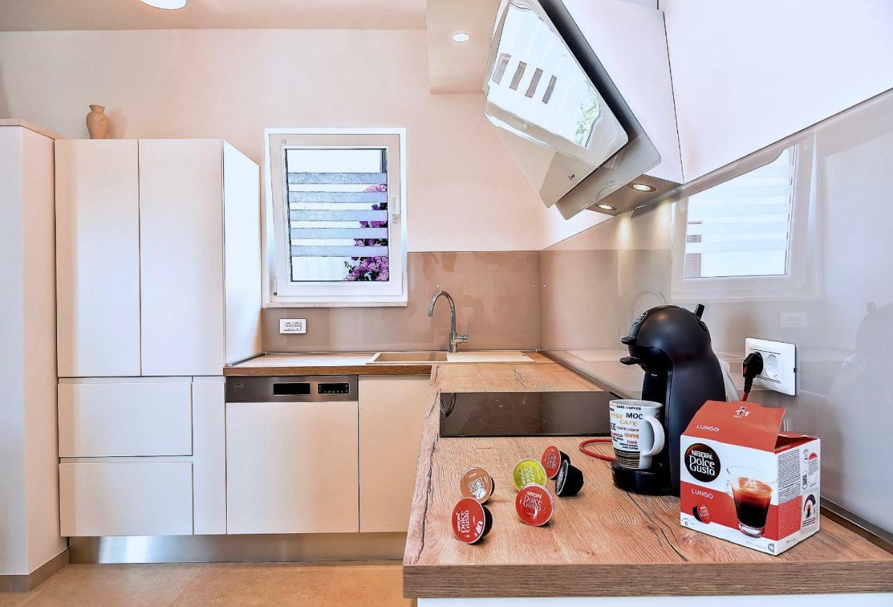 Arka Trogir Apartments - סגט ווראנייצה מראה חיצוני תמונה